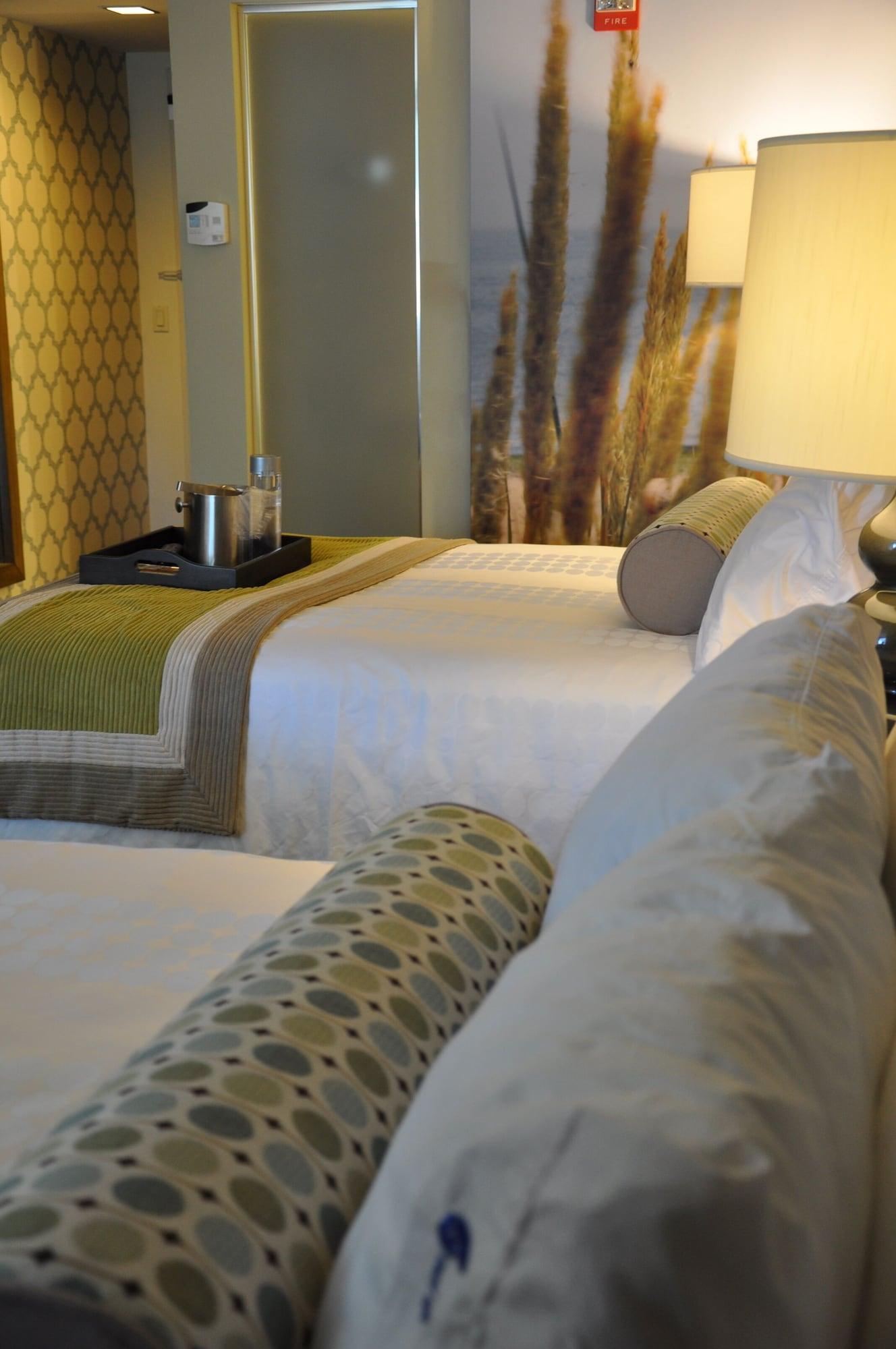 Hotel Indigo East End By Ihg Ривърхед Екстериор снимка