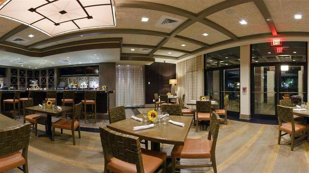 Hotel Indigo East End By Ihg Ривърхед Екстериор снимка